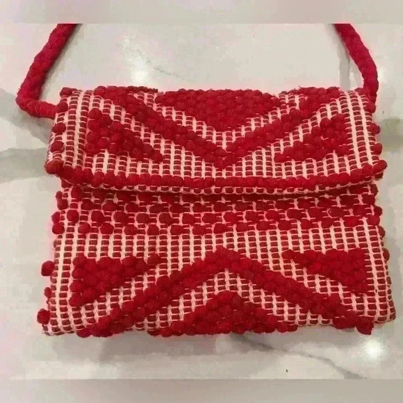 Antonello Red and White Clutch. Comes with red strap. - Picture 6 of 9